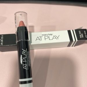 Mary Kay highlighting stick